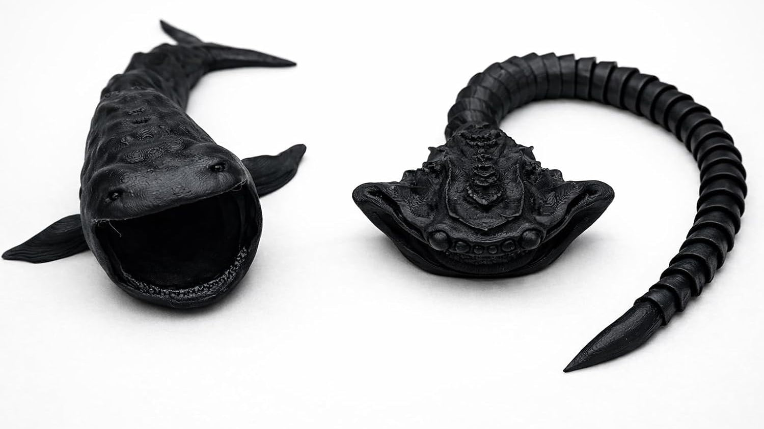Bloop vs El Gran Maja Sea Creature Toys, 2-Pack